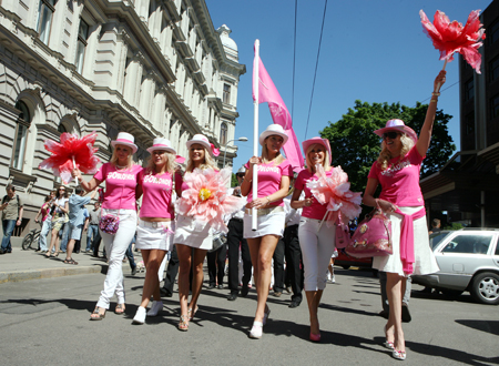 festival delle ragazze bionde